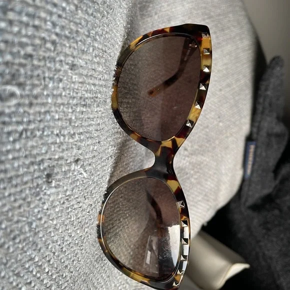 Valentino Stud Sunglasses in perfect condition with original  display picture 2